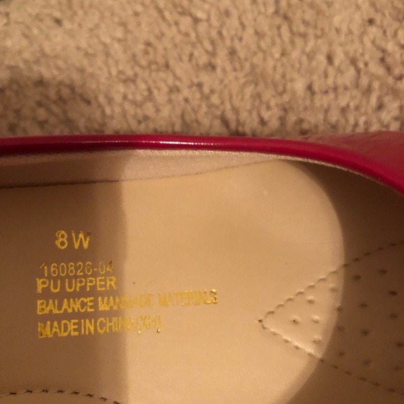 Red Heels - Picture 4 of 4